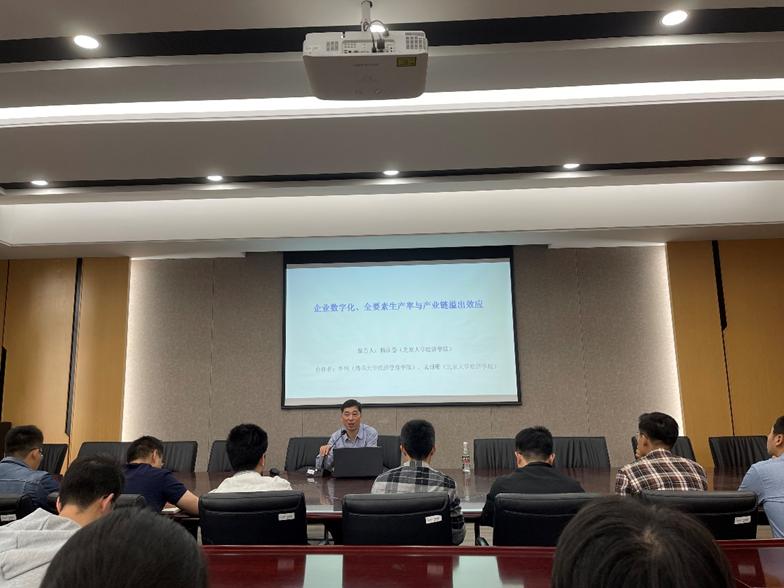 女性抹胸开襟哺乳衣的注意事项