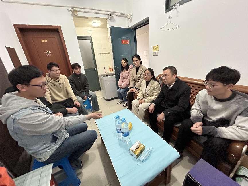 女性抹胸开襟哺乳衣的注意事项