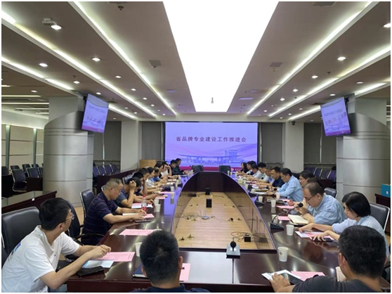 女性抹胸开襟哺乳衣的注意事项