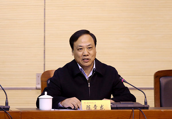 女性抹胸开襟哺乳衣的注意事项