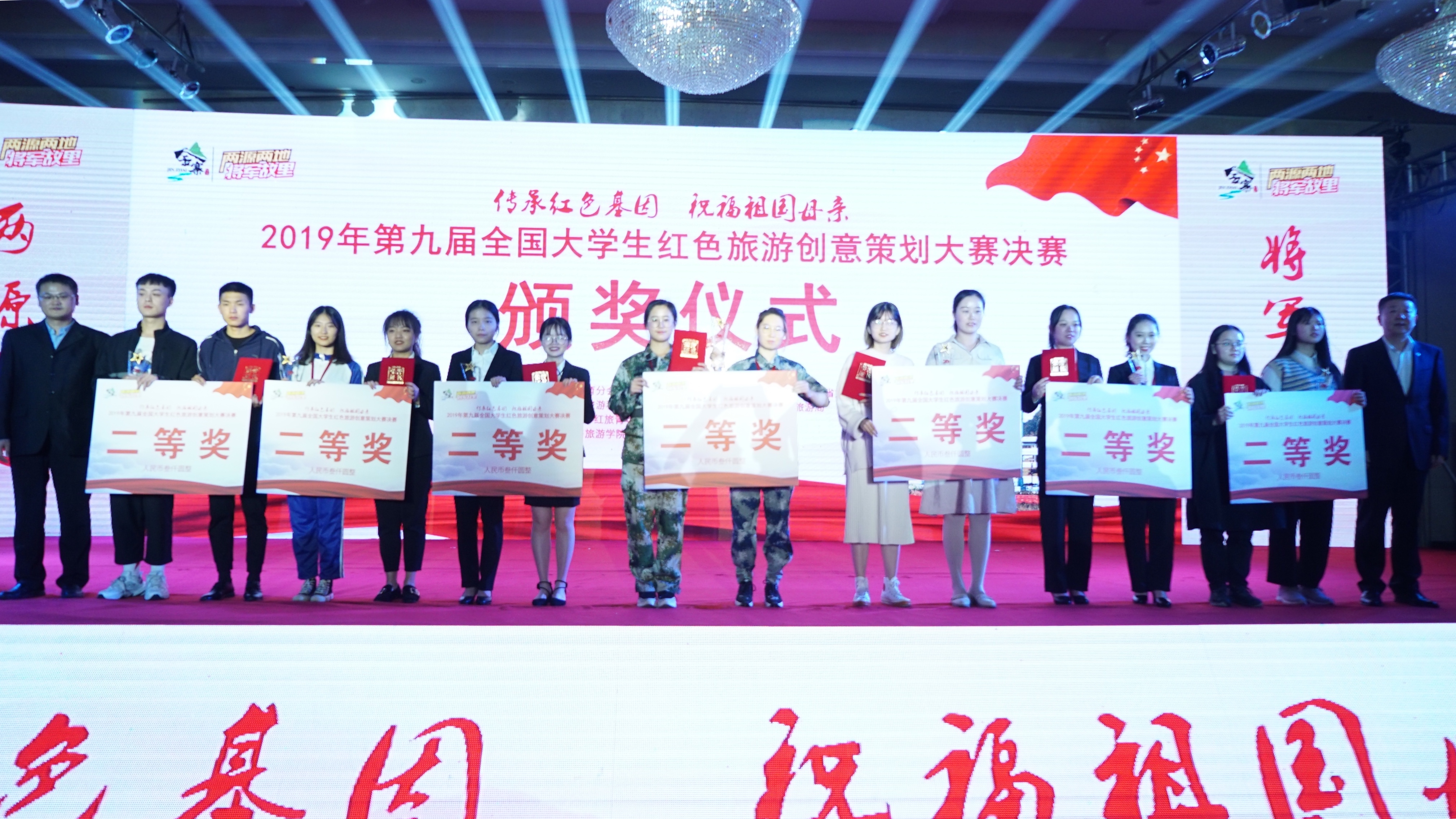 女性抹胸开襟哺乳衣的注意事项