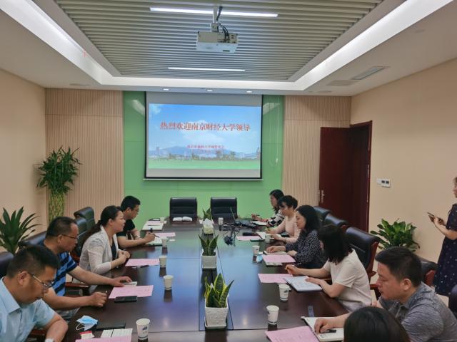女性抹胸开襟哺乳衣的注意事项
