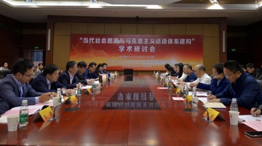 女性抹胸开襟哺乳衣的注意事项