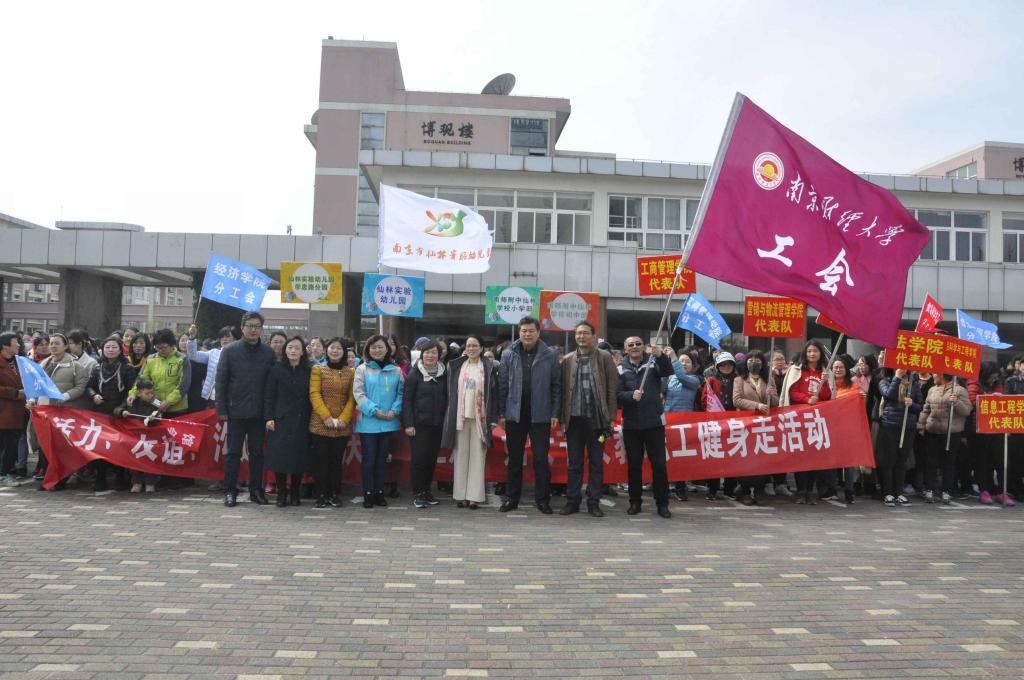 女性抹胸开襟哺乳衣的注意事项