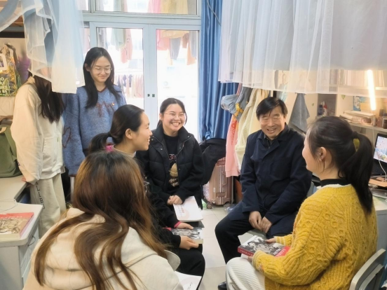女性抹胸开襟哺乳衣的注意事项