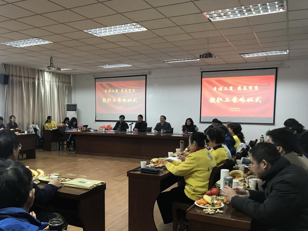 女性抹胸开襟哺乳衣的注意事项
