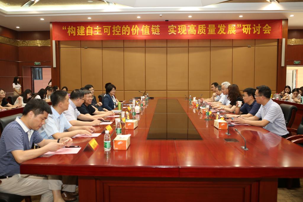 女性抹胸开襟哺乳衣的注意事项