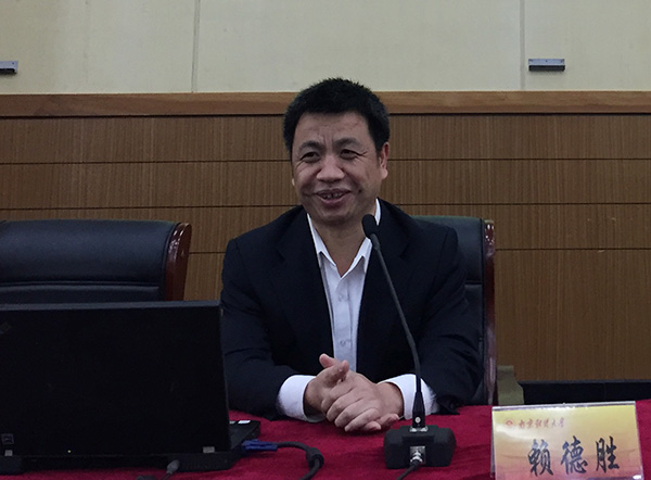 女性抹胸开襟哺乳衣的注意事项