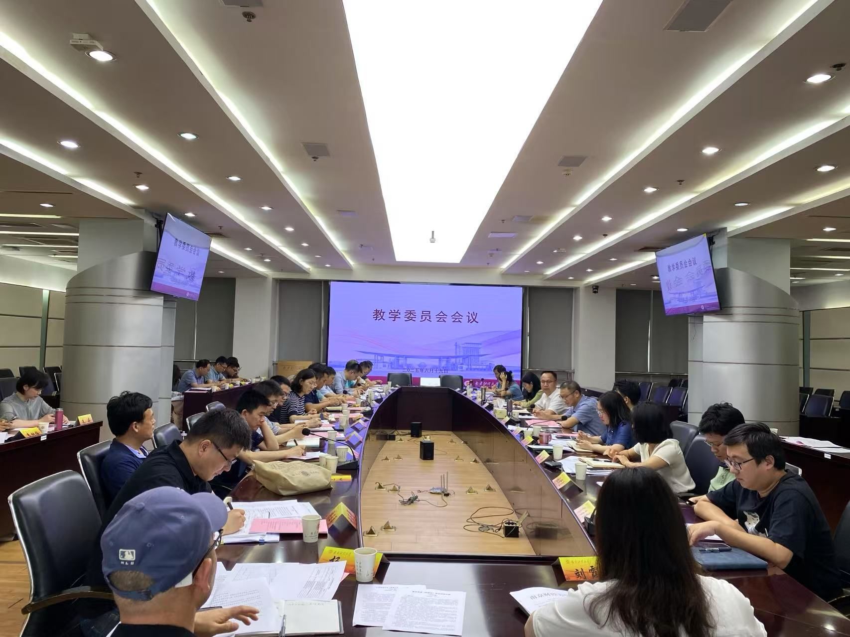女性抹胸开襟哺乳衣的注意事项