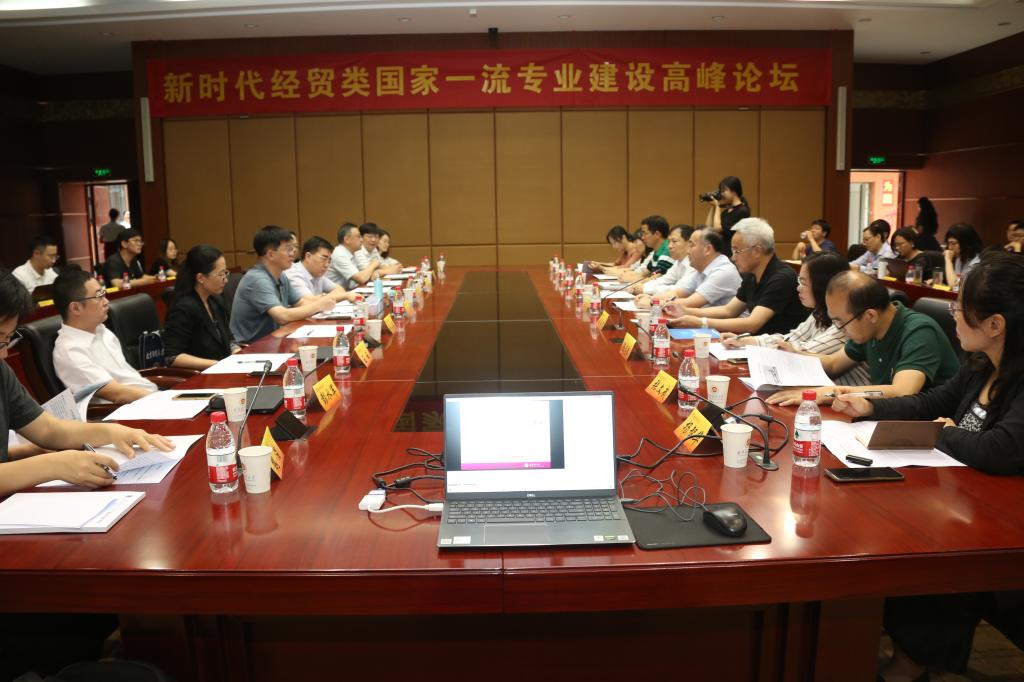 女性抹胸开襟哺乳衣的注意事项