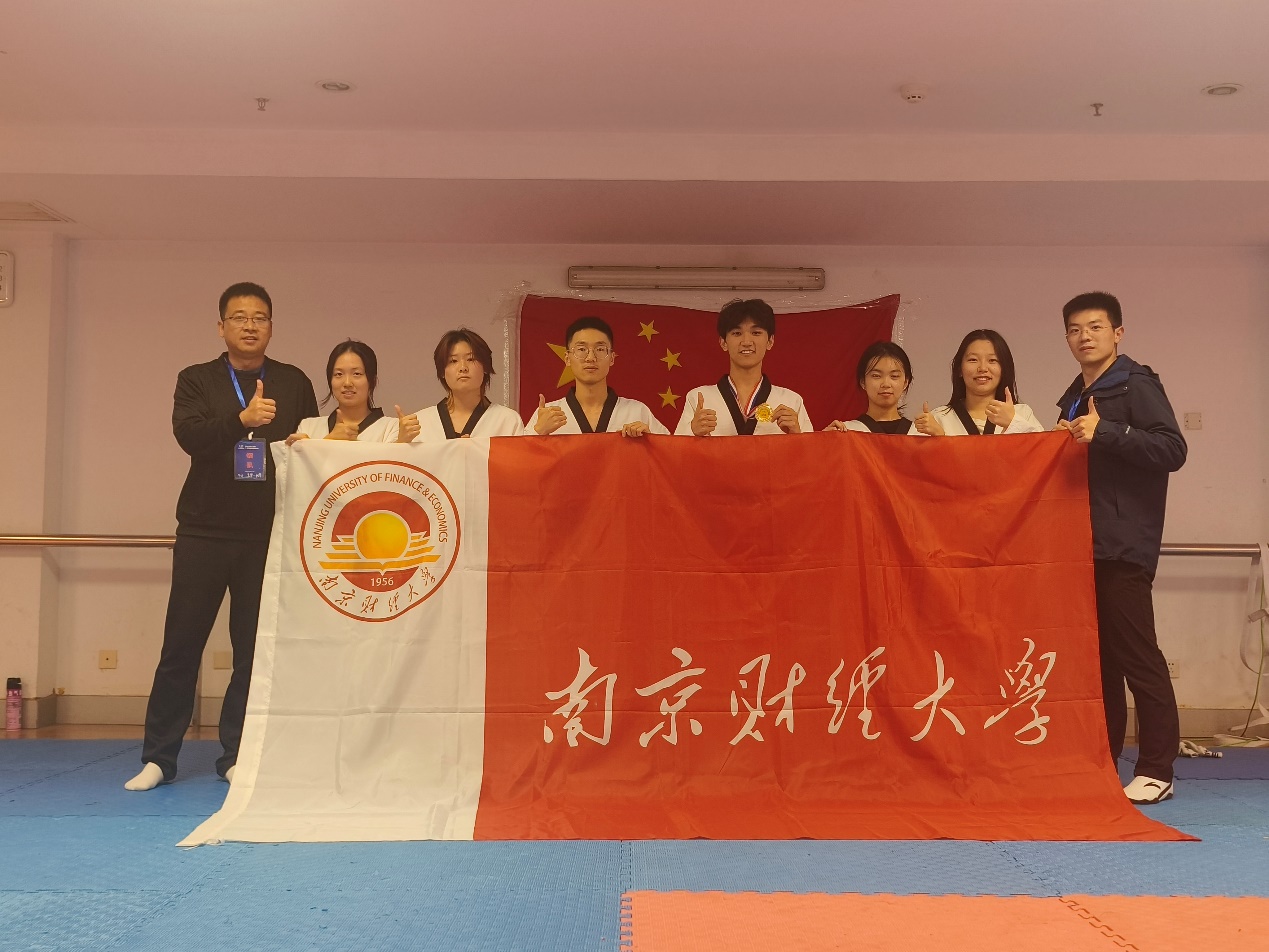 女性抹胸开襟哺乳衣的注意事项