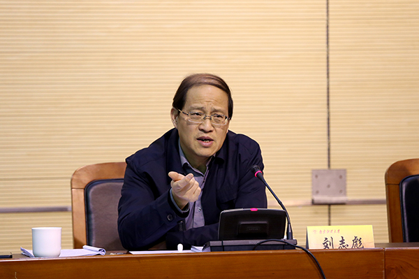 女性抹胸开襟哺乳衣的注意事项