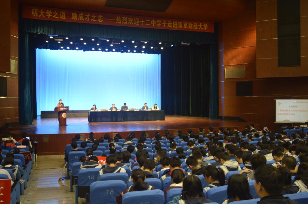 女性抹胸开襟哺乳衣的注意事项