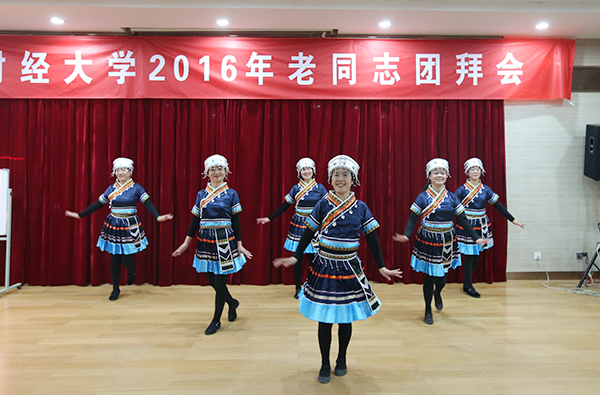 女性抹胸开襟哺乳衣的注意事项