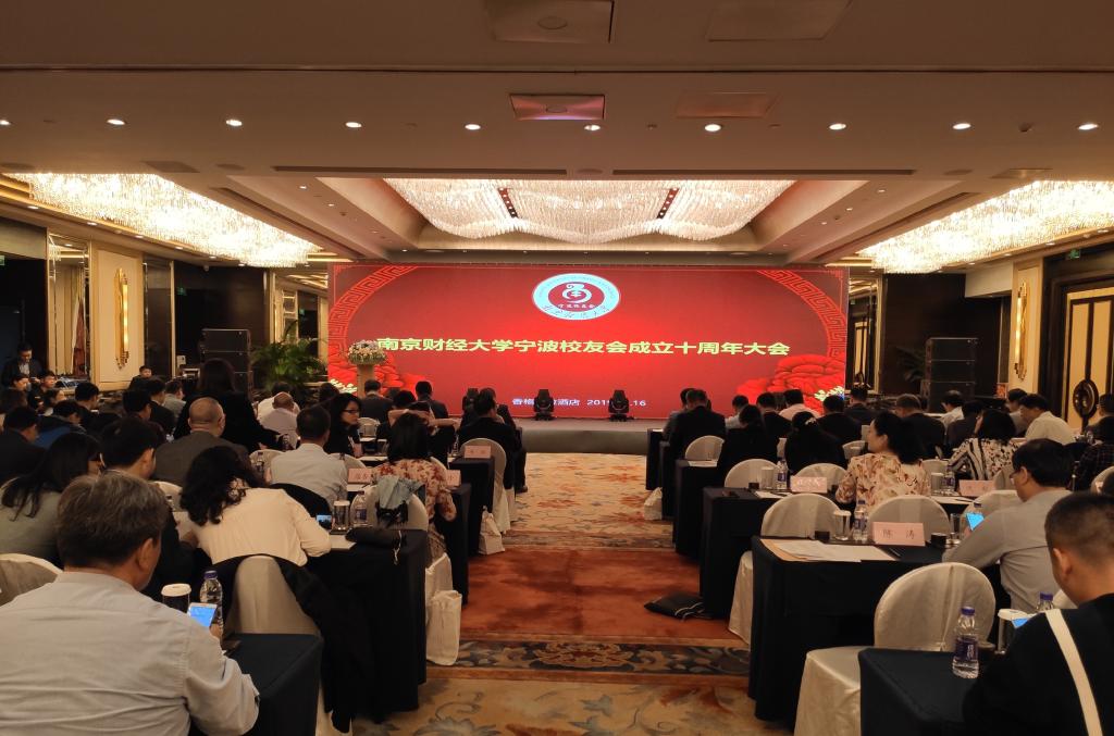 女性抹胸开襟哺乳衣的注意事项