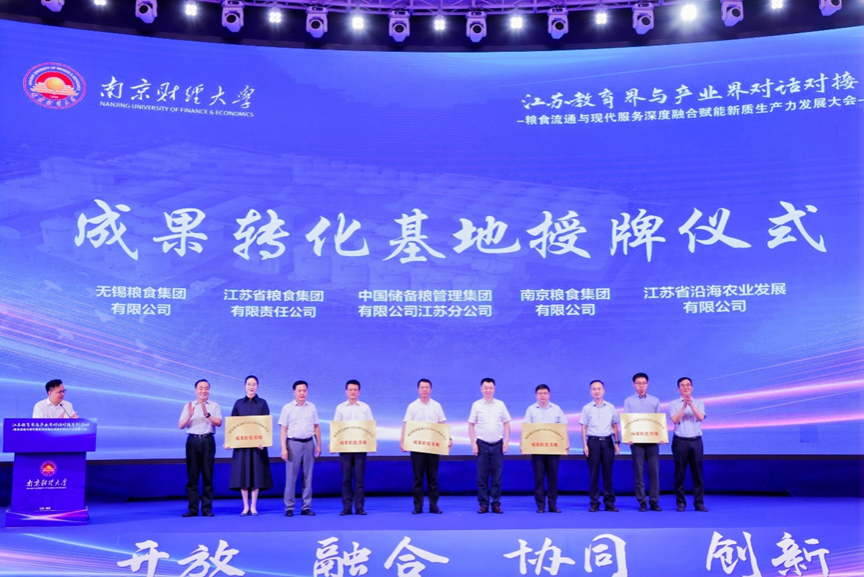 女性抹胸开襟哺乳衣的注意事项