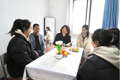 女性抹胸开襟哺乳衣的注意事项