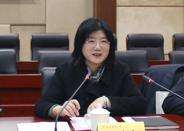 女性抹胸开襟哺乳衣的注意事项