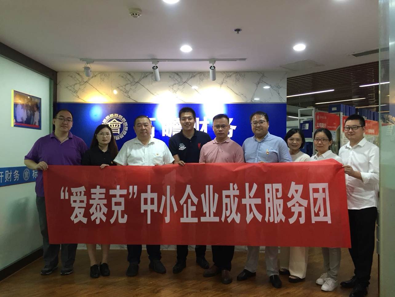 女性抹胸开襟哺乳衣的注意事项