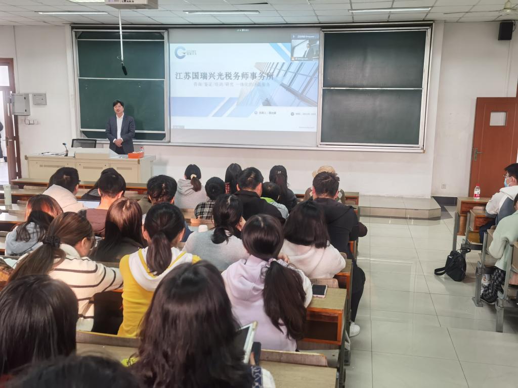 女性抹胸开襟哺乳衣的注意事项