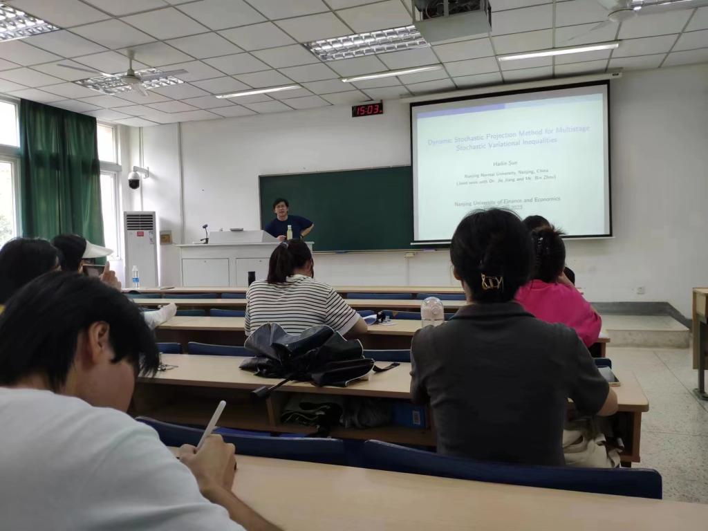 女性抹胸开襟哺乳衣的注意事项