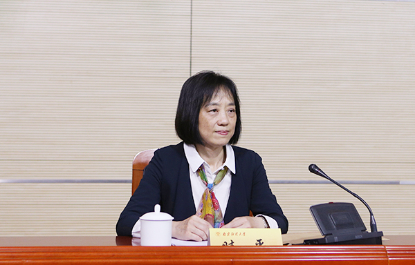 女性抹胸开襟哺乳衣的注意事项