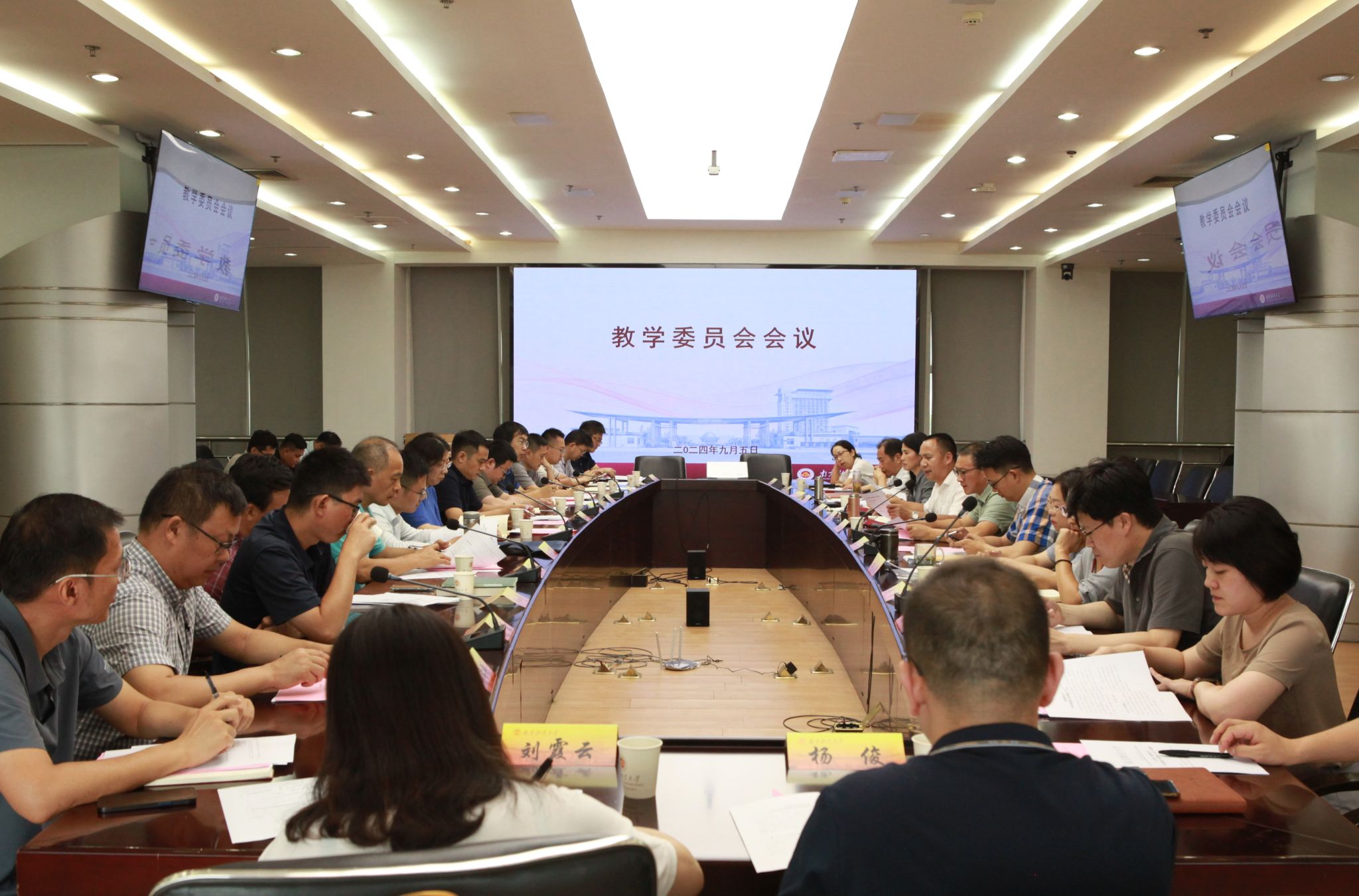 女性抹胸开襟哺乳衣的注意事项