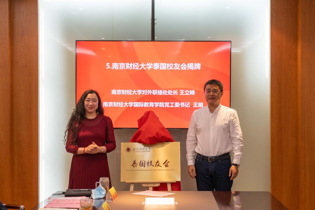 女性抹胸开襟哺乳衣的注意事项