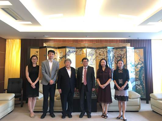 女性抹胸开襟哺乳衣的注意事项