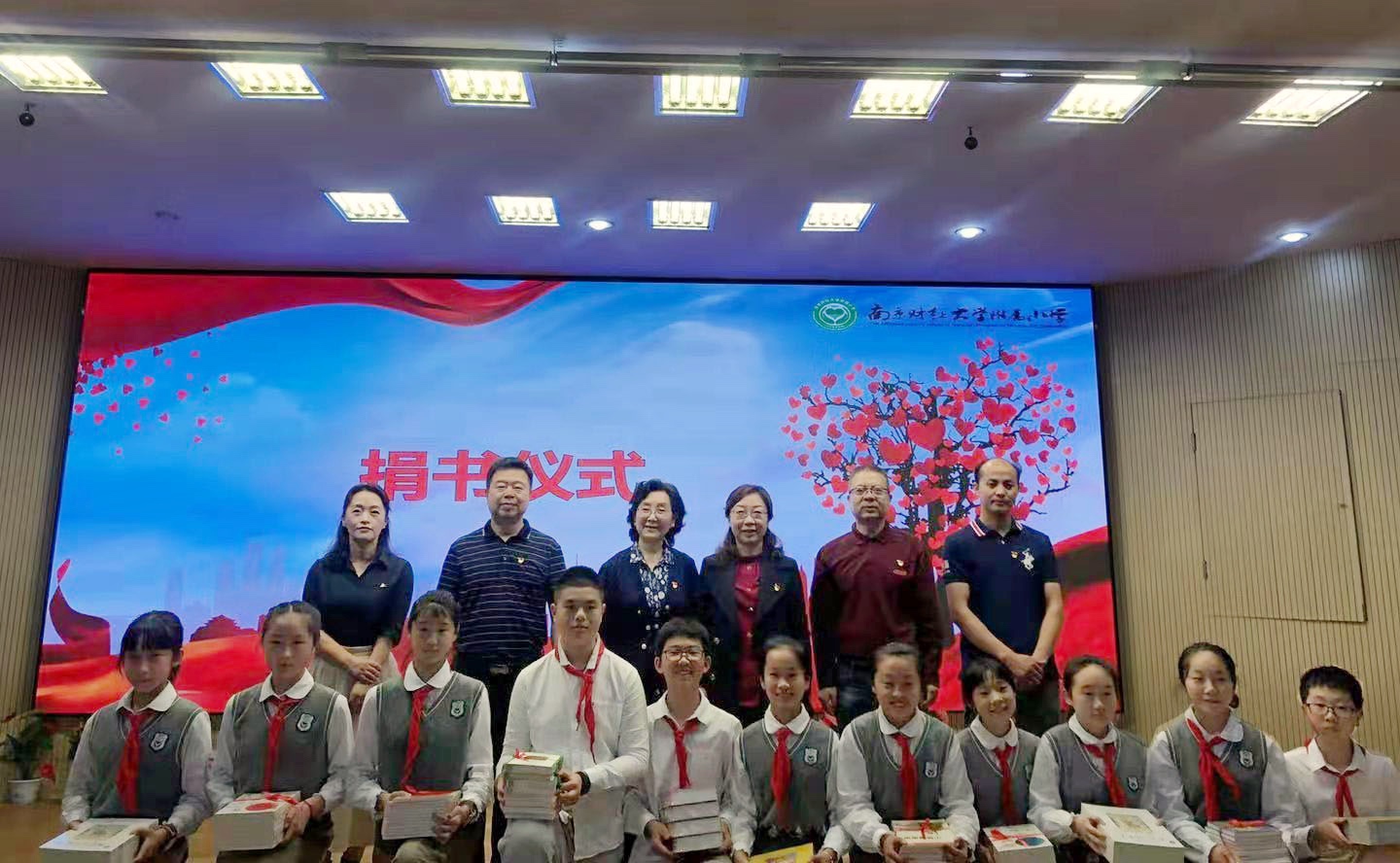 女性抹胸开襟哺乳衣的注意事项