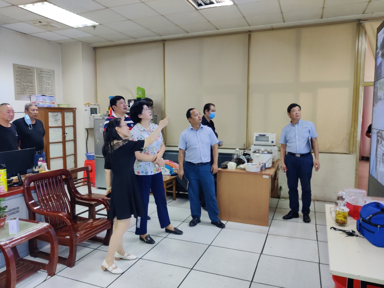 女性抹胸开襟哺乳衣的注意事项
