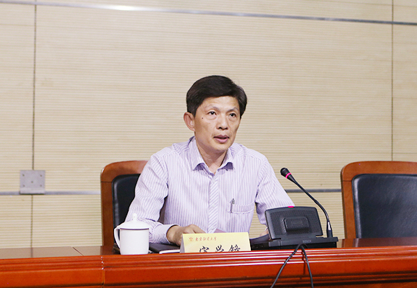 女性抹胸开襟哺乳衣的注意事项