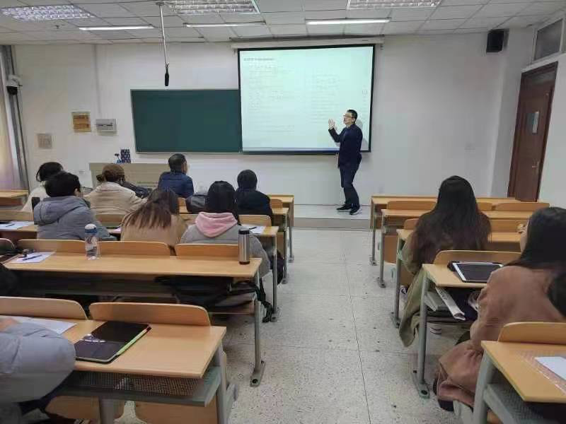 女性抹胸开襟哺乳衣的注意事项