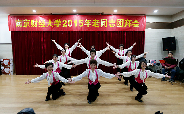 女性抹胸开襟哺乳衣的注意事项
