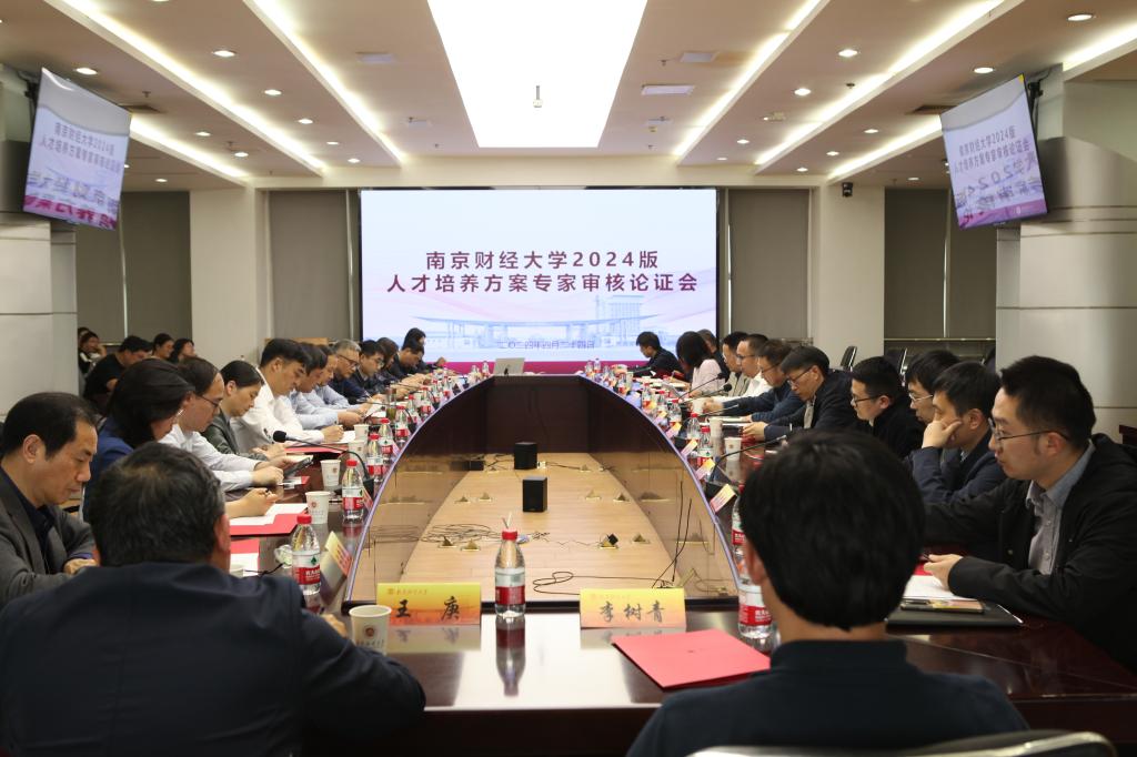 女性抹胸开襟哺乳衣的注意事项