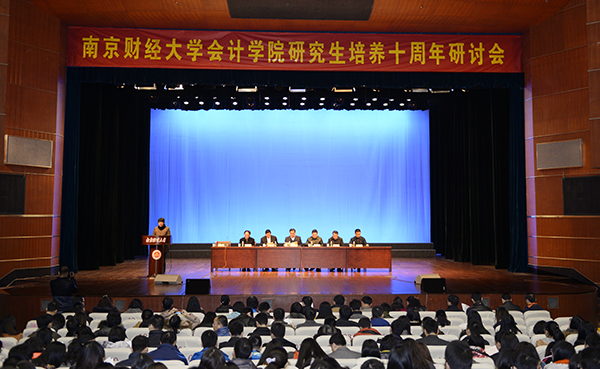 女性抹胸开襟哺乳衣的注意事项