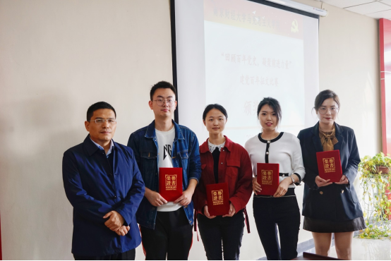 女性抹胸开襟哺乳衣的注意事项