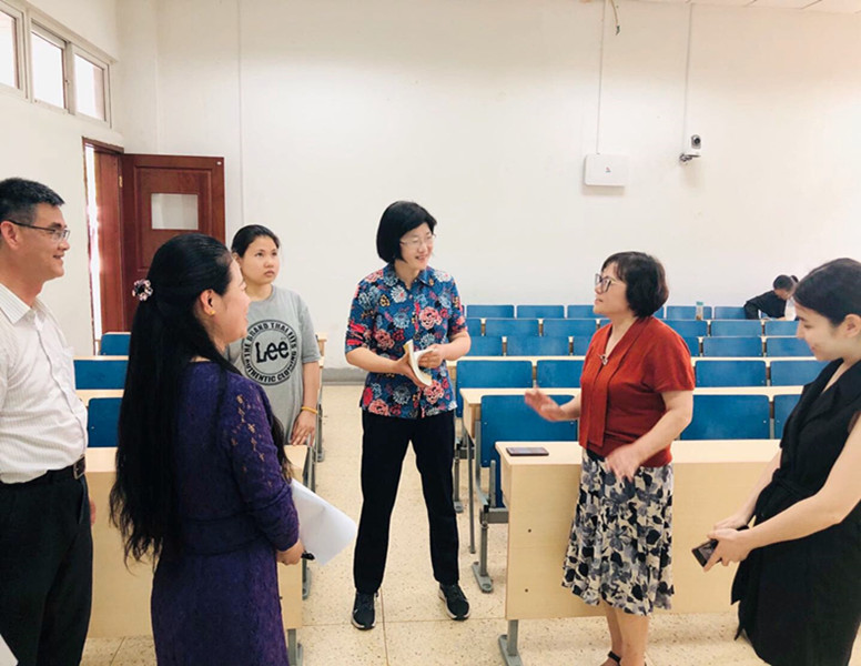 女性抹胸开襟哺乳衣的注意事项
